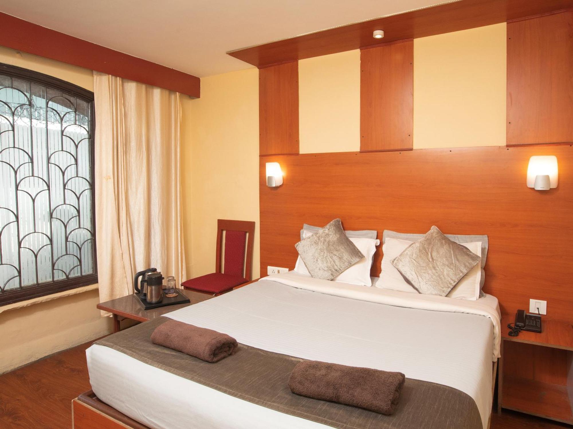 Devi Enterprises - Hotel Khems อูตี ภายนอก รูปภาพ