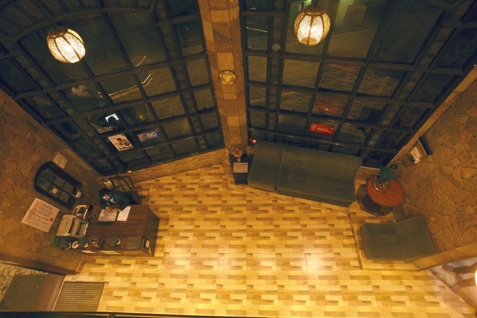 Devi Enterprises - Hotel Khems อูตี ภายนอก รูปภาพ