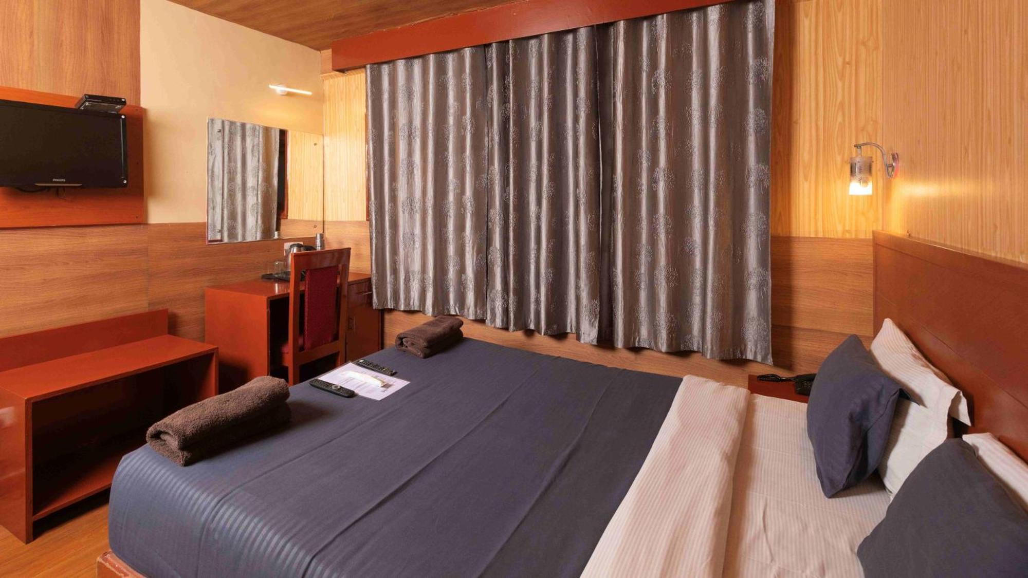 Devi Enterprises - Hotel Khems อูตี ภายนอก รูปภาพ